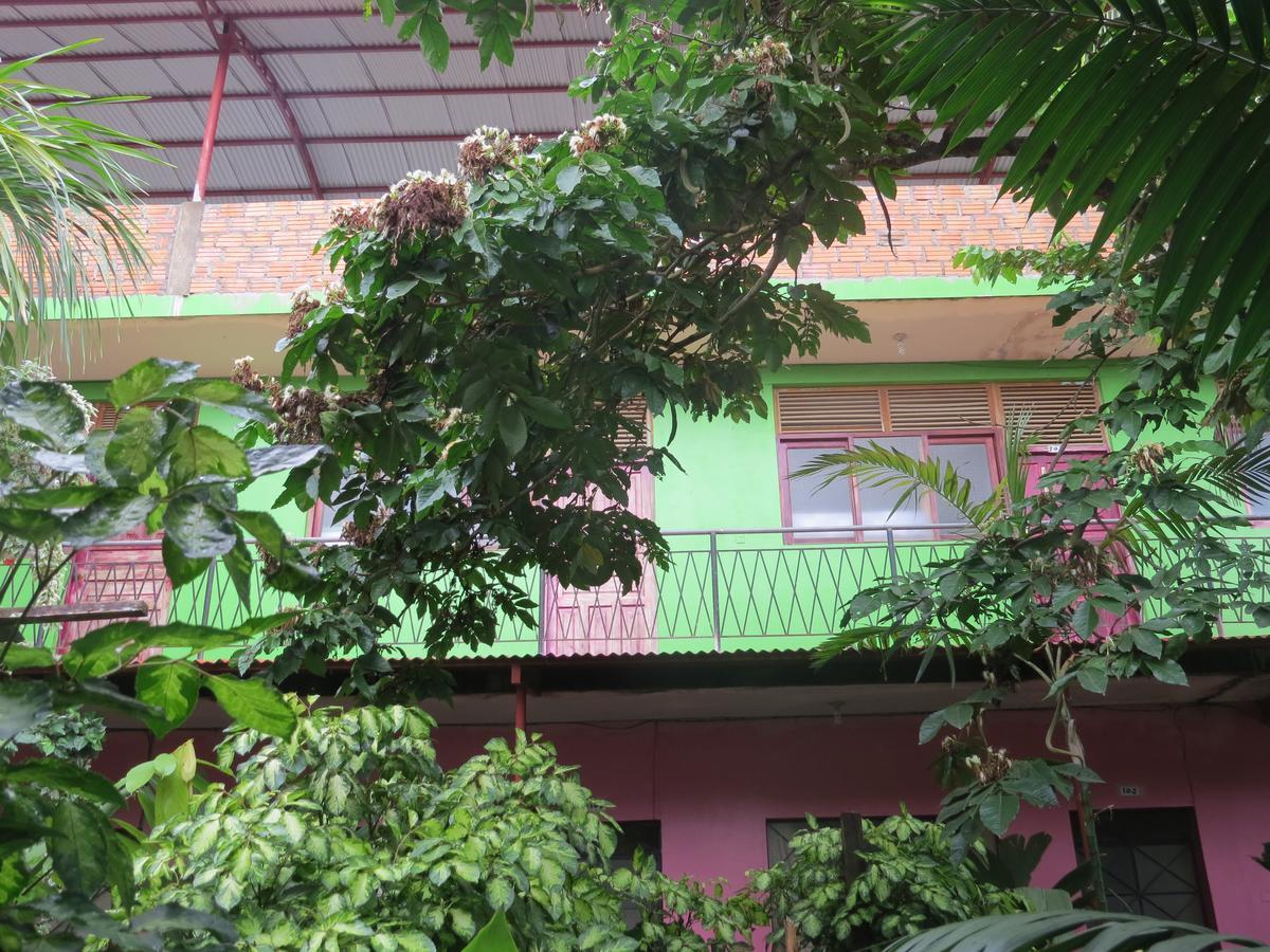 Tambopata Hostel Bambu Пуерто Малдонадо Екстериор снимка