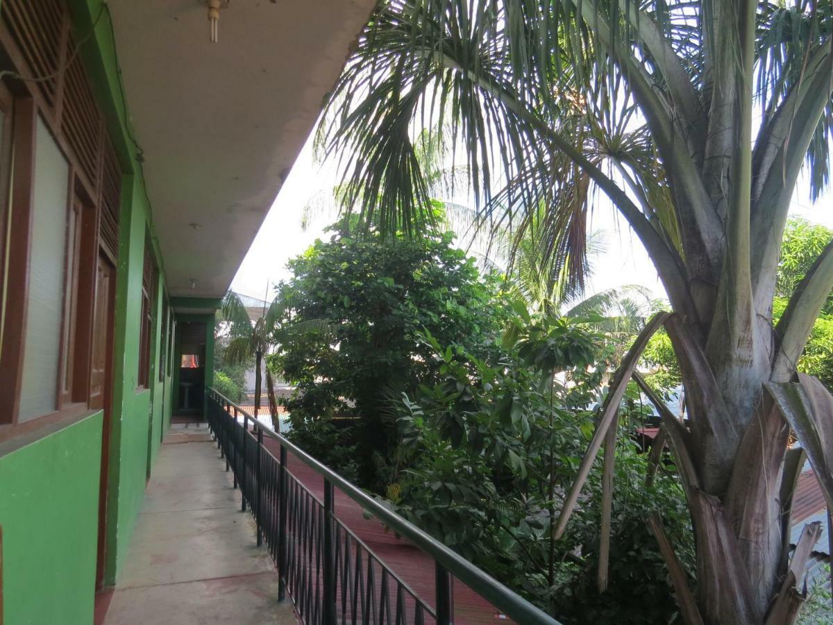 Tambopata Hostel Bambu Пуерто Малдонадо Екстериор снимка