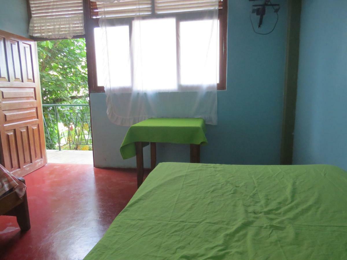 Tambopata Hostel Bambu Пуерто Малдонадо Екстериор снимка