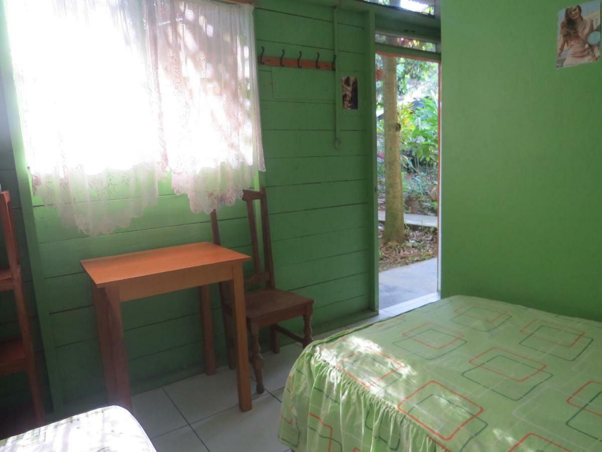Tambopata Hostel Bambu Пуерто Малдонадо Екстериор снимка