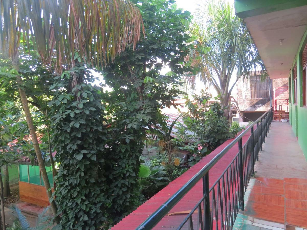 Tambopata Hostel Bambu Пуерто Малдонадо Екстериор снимка