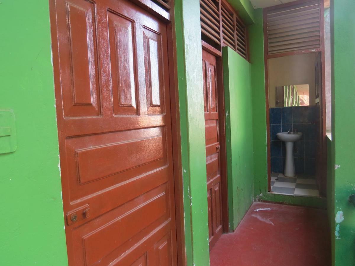 Tambopata Hostel Bambu Пуерто Малдонадо Екстериор снимка