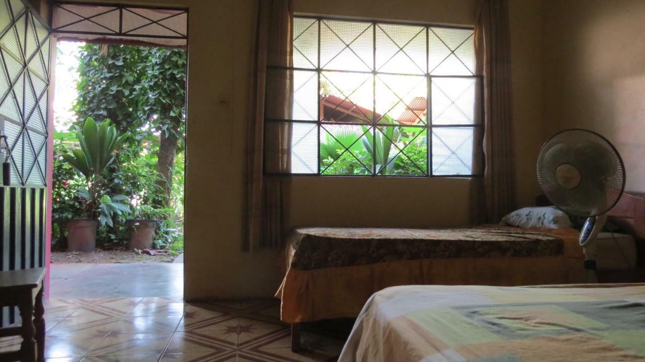 Tambopata Hostel Bambu Пуерто Малдонадо Екстериор снимка